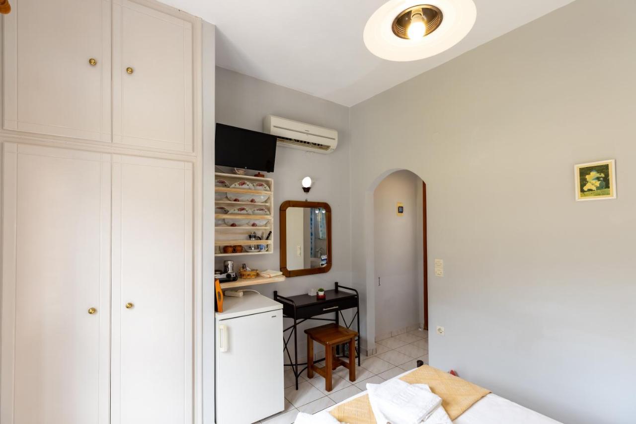 Peris Rooms Kamares  Extérieur photo