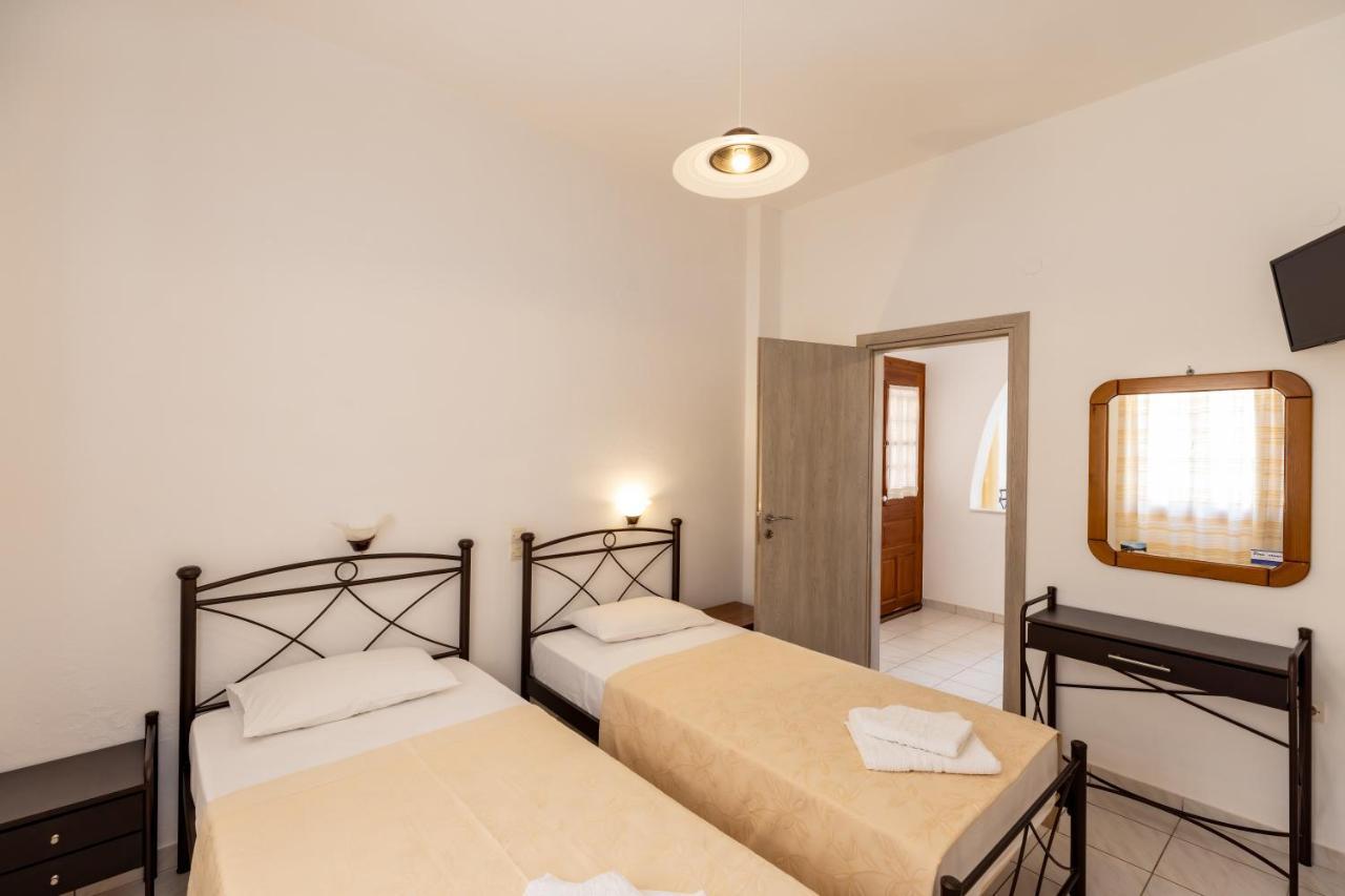 Peris Rooms Kamares  Extérieur photo