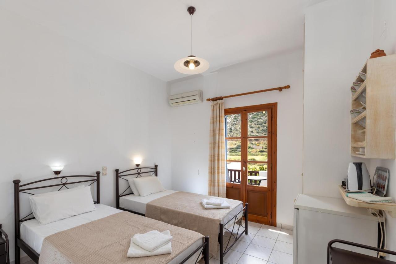 Peris Rooms Kamares  Extérieur photo