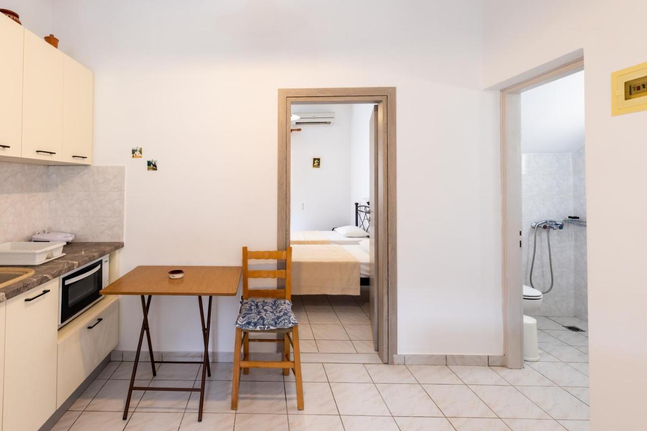 Peris Rooms Kamares  Extérieur photo