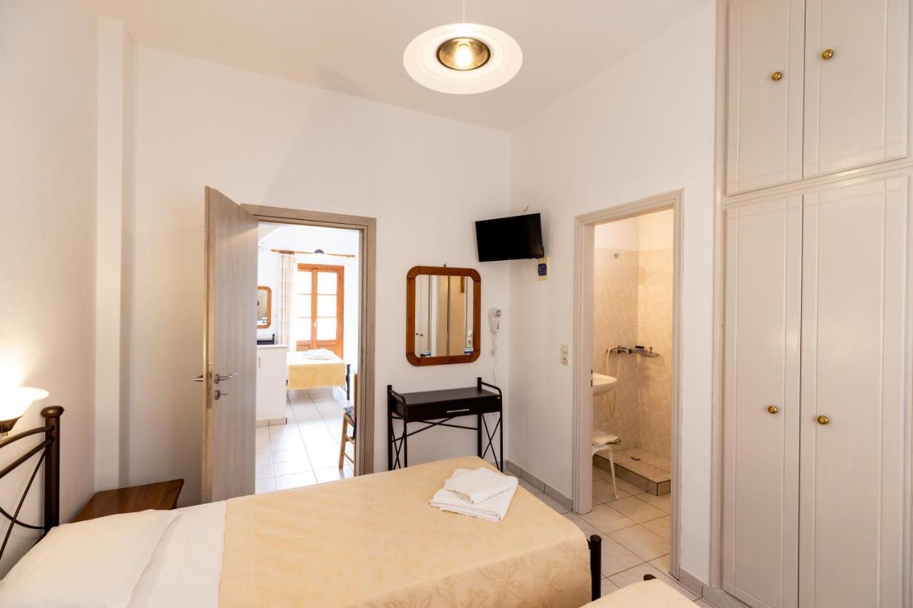 Peris Rooms Kamares  Extérieur photo